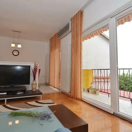 Apartment Tina Krk Town Exterior photo