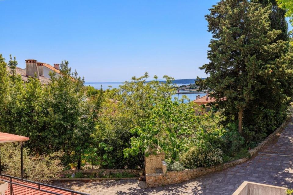 Tina Apartment Krk Town