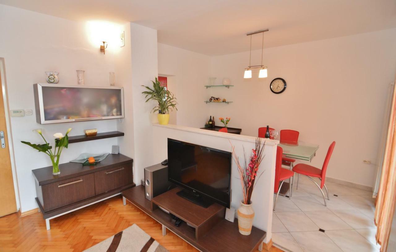 Tina Apartment
